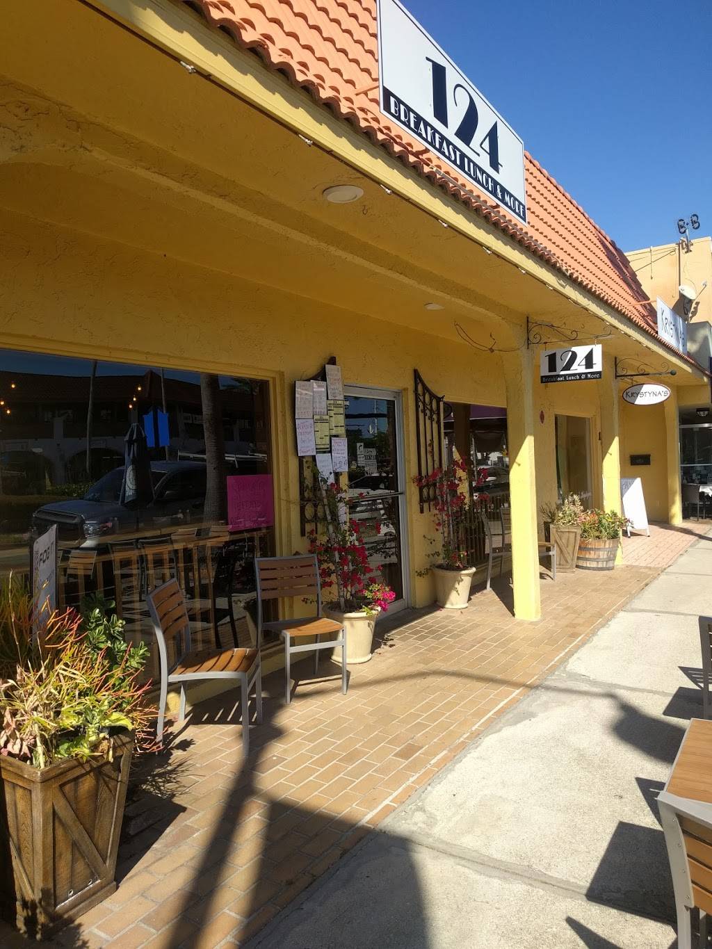 124 Breakfast, Lunch, & More | restaurant | 124 W Venice Ave, Venice, FL 34285, USA | 9414888306 OR +1 941-488-8306