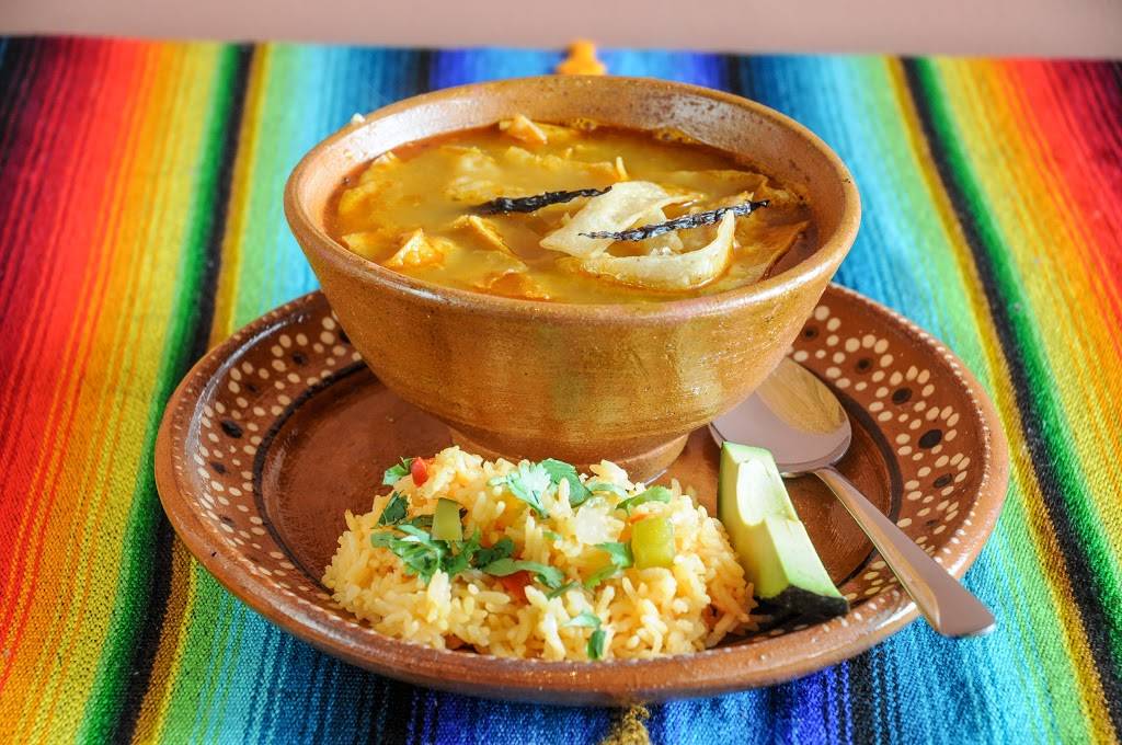 Dos Mariachis | restaurant | 444 Hollandview Trail, Aurora, ON L4G 7Z9, Canada | 9055035530 OR +1 905-503-5530