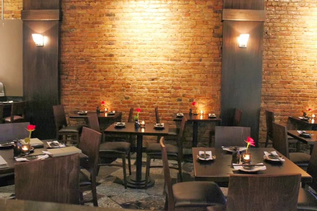 Seadog Sushi Bar | restaurant | 3344, 1500 W Division St, Chicago, IL 60642, USA | 7732358100 OR +1 773-235-8100