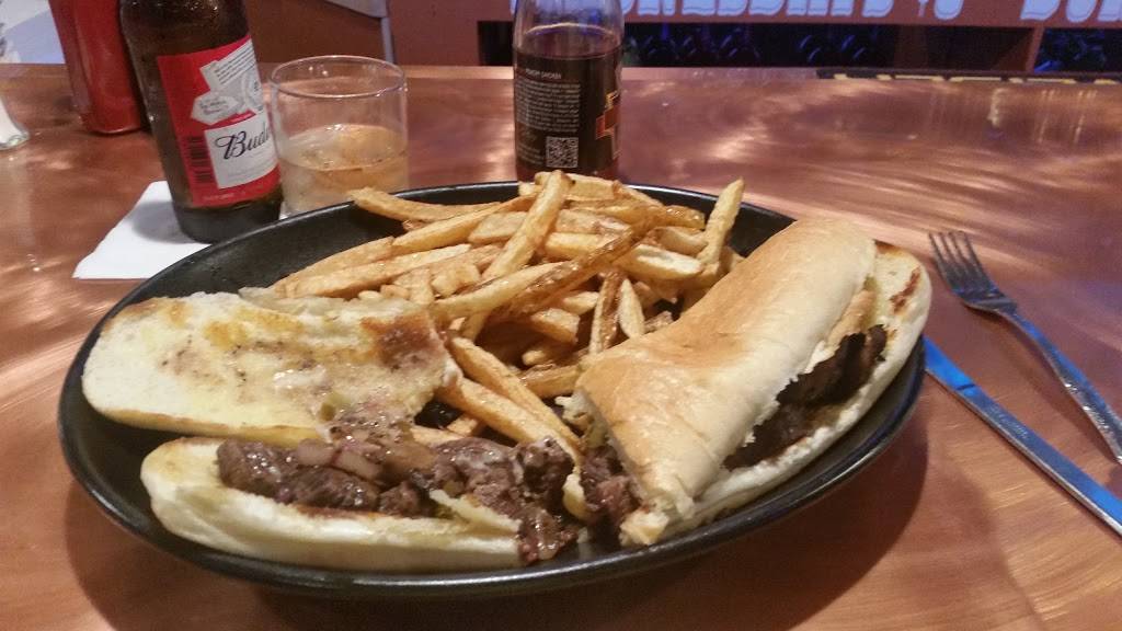 Saddle Ridge | restaurant | 2097 Lincoln Hwy, Chester, WV 26034, USA | 3044593135 OR +1 304-459-3135