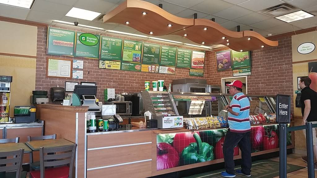 Subway | restaurant | 90 B River St, Waltham, MA 02453, USA | 7813981700 OR +1 781-398-1700