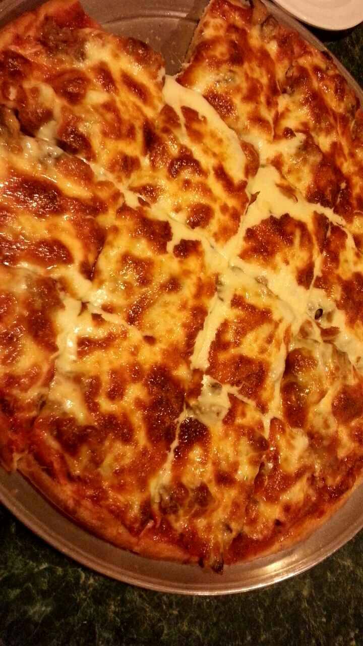 Peru Pizza House Restaurant | restaurant | 1702 4th St, Peru, IL 61354, USA | 8152237408 OR +1 815-223-7408