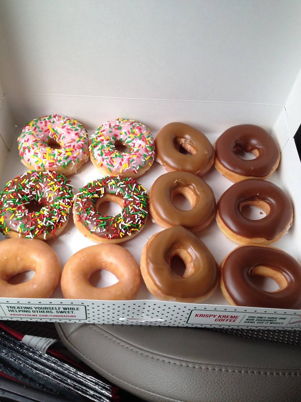 Krispy Kreme | bakery | 13500 N Pennsylvania Ave, Oklahoma City, OK 73120, USA | 4057555736 OR +1 405-755-5736