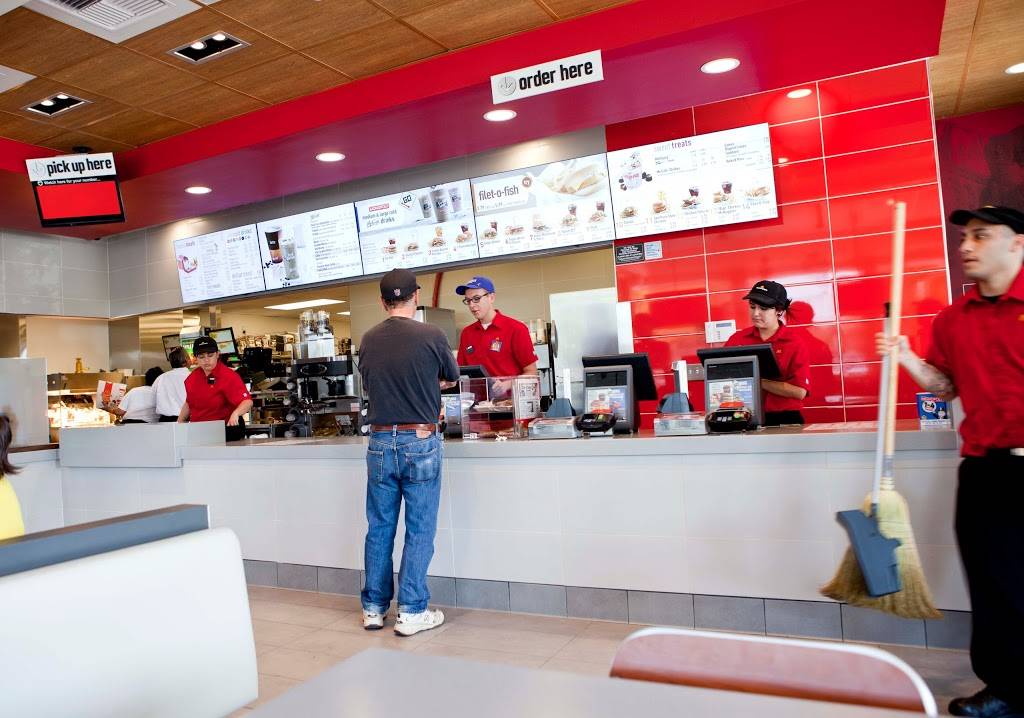 McDonalds | cafe | 1500 Howard Rd, Madera, CA 93637, USA | 5596748241 OR +1 559-674-8241