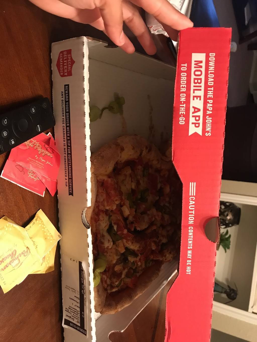 Papa Johns Pizza | restaurant | 2400 E Pioneer Pkwy, Arlington, TX 76010, USA | 8178017373 OR +1 817-801-7373