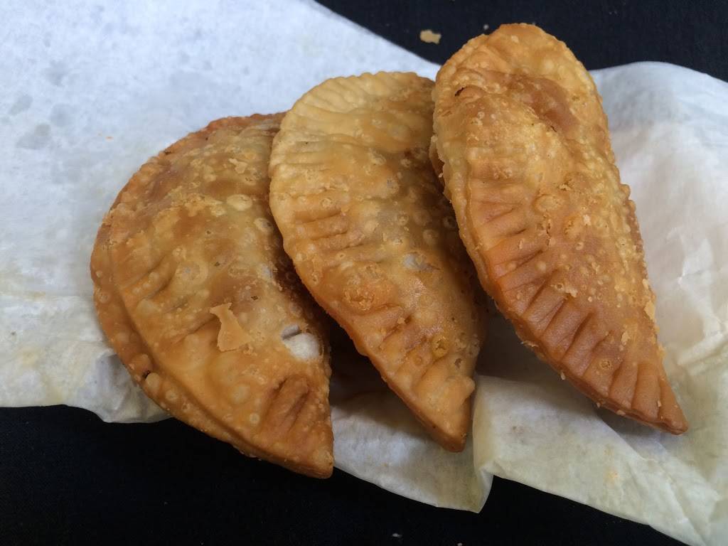 CubaMex Deli / Tacos And More!! | restaurant | Chevron Gas Station, 14266 E Colonial Dr, Orlando, FL 32826, USA | 4079001267 OR +1 407-900-1267