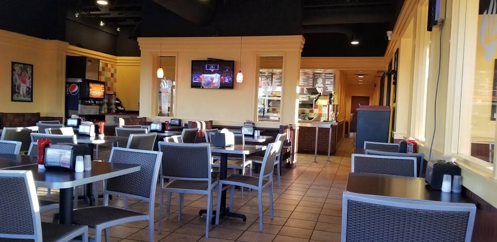 Back Yard Burgers | restaurant | 7545 Goodman Rd, Olive Branch, MS 38654, USA | 6628932221 OR +1 662-893-2221