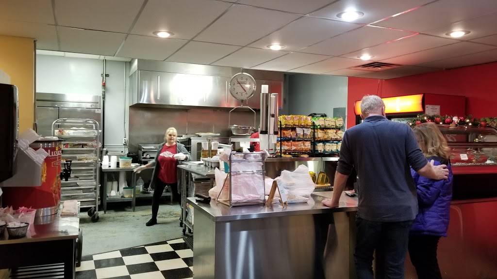 TJs Sandwich Shop & Hugs Ice Cream | restaurant | 908 E Rolling Hills Dr, Fayetteville, AR 72703, USA | 4794422929 OR +1 479-442-2929