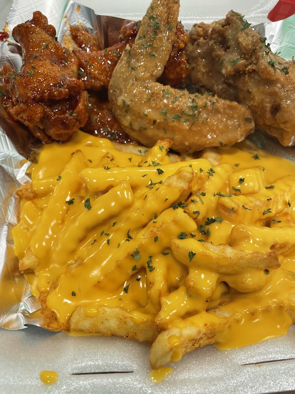 Take The Wheel Restaurant | restaurant | 3121 W Orem Dr, Houston, TX 77045, USA | 3139897935 OR +1 313-989-7935