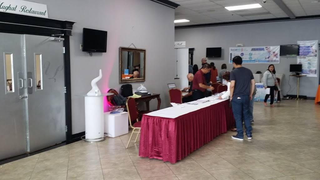 The Golden Peacock | restaurant | 24989 Santa Clara St, Hayward, CA 94544, USA | 5107322625 OR +1 510-732-2625