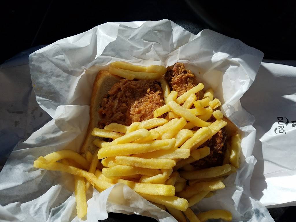 Halls Honey-Fried Chicken | restaurant | 301 W Camp Wisdom Rd, Duncanville, TX 75116, USA | 2142382255 OR +1 214-238-2255