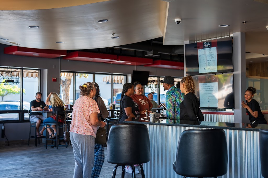 Paso Grill | restaurant | 1401 Park St, Paso Robles, CA 93446, USA | 8052864636 OR +1 805-286-4636