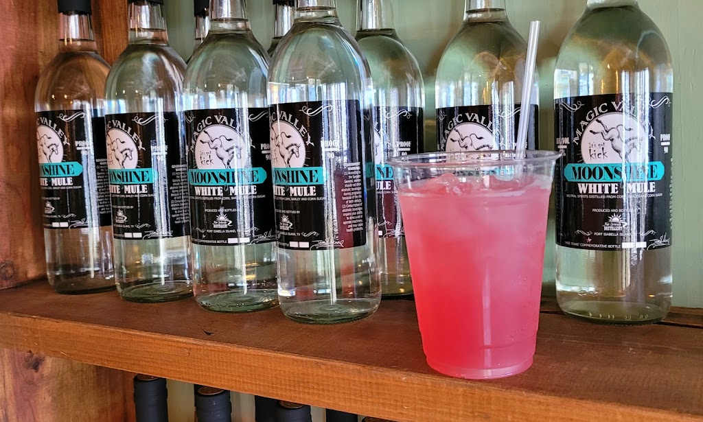 Rio Grande Distillery | restaurant | 110A N Garcia St, Port Isabel, TX 78578, USA | 9564089753 OR +1 956-408-9753