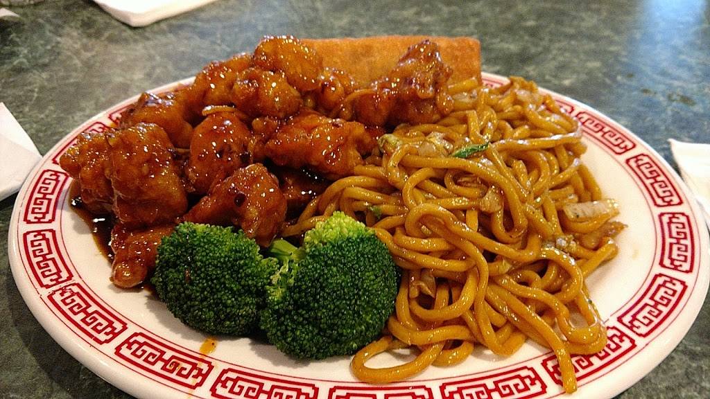 Peking Wok | restaurant | 9344, 145 W Plaza Dr suite j, West End, NC 27376, USA | 9106736237 OR +1 910-673-6237