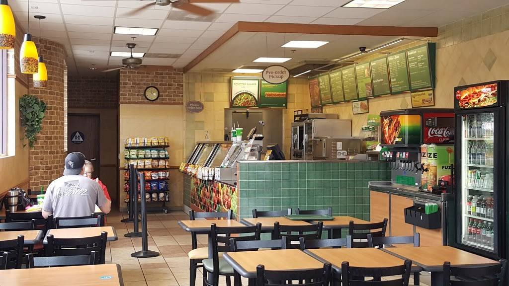 Subway | restaurant | 4624 Telephone Rd Unit A, Ventura, CA 93003, USA | 8056441138 OR +1 805-644-1138