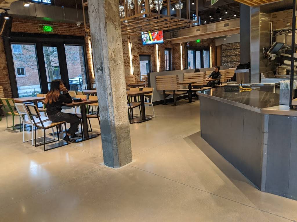 Shake Shack | restaurant | 122 E Exchange Ave Suite 160, Fort Worth, TX 76164, USA | 8178855420 OR +1 817-885-5420