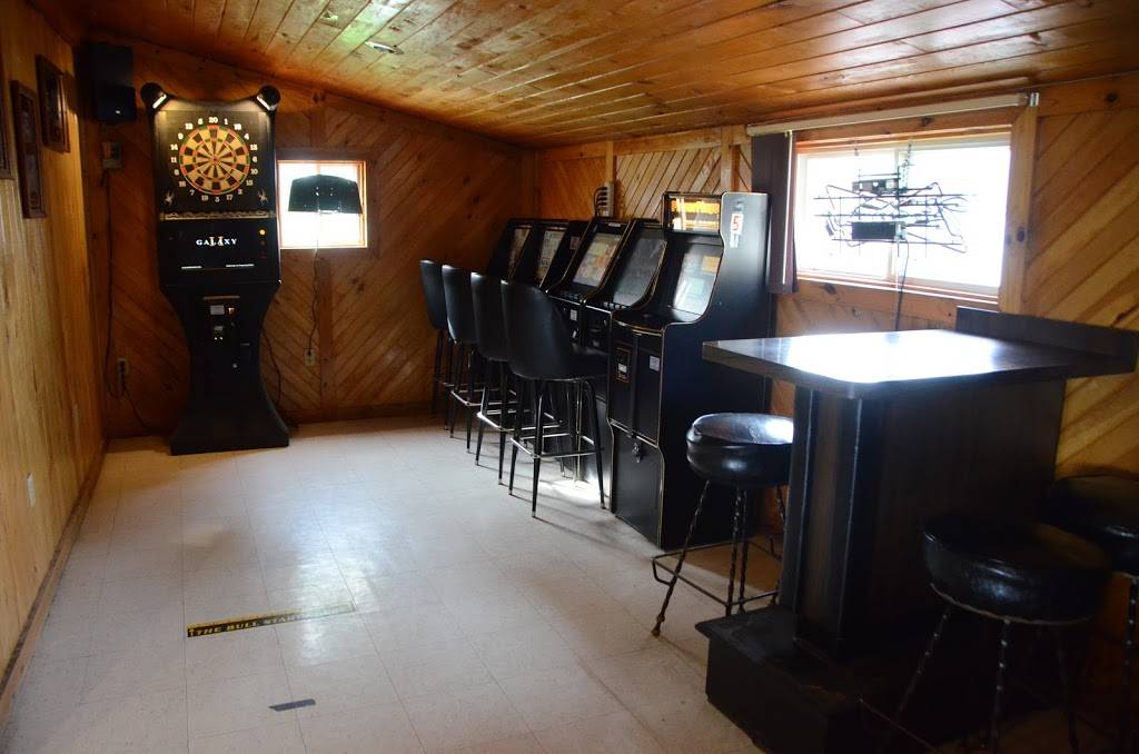 Sweeneys Y Go By | night club | 22303 WI-27, Cornell, WI 54732, USA | 7152390513 OR +1 715-239-0513