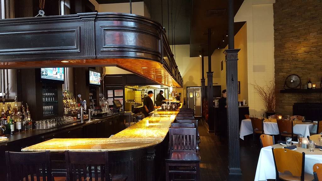 Mesquite Chop House | restaurant | 88 Union Ave, Memphis, TN 38103, USA | 9015275337 OR +1 901-527-5337