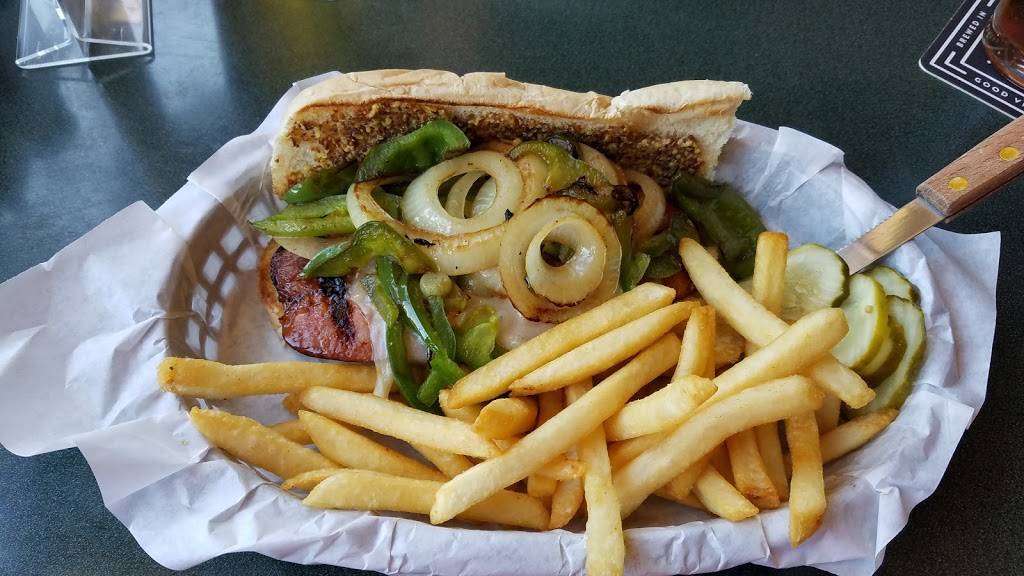 West End Bar & Grill | restaurant | 774 Main St, Cambria, CA 93428, USA | 8059275521 OR +1 805-927-5521