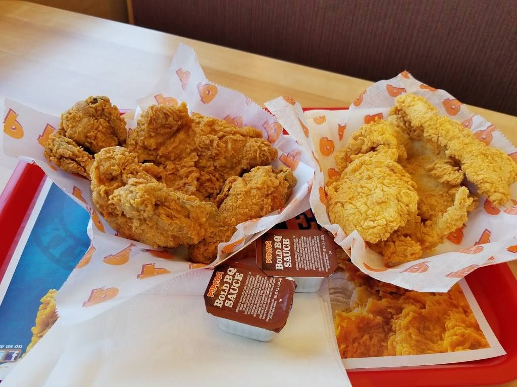 Popeyes Louisiana Kitchen | restaurant | 217-10 Hillside Avenue, Queens Village, NY 11427, USA | 7184656812 OR +1 718-465-6812