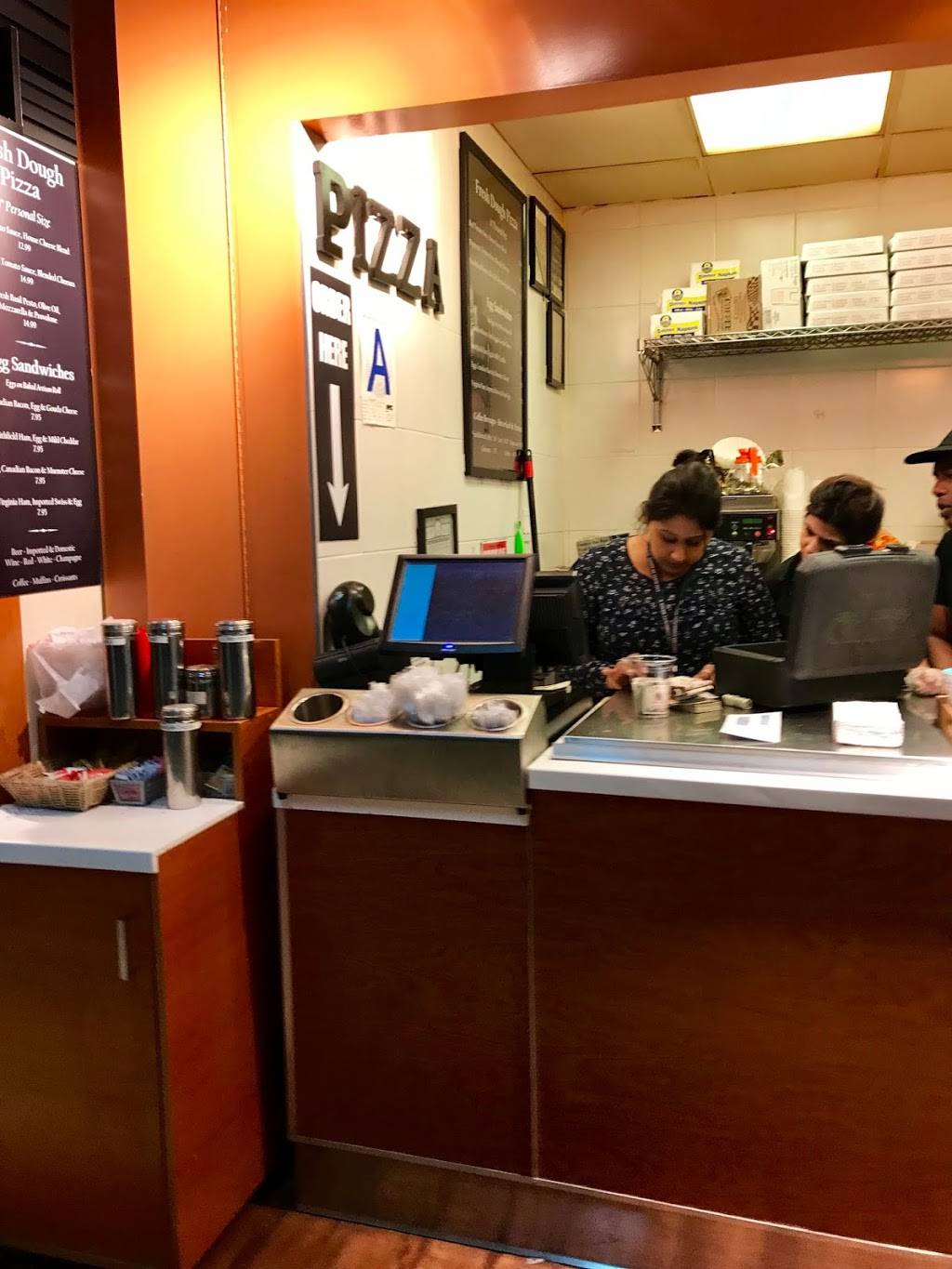 Angelinas Panini Bar | restaurant | LaGuardia Airport, Terminal B, Across from Gate B2, LaGuardia Rd, Flushing, NY 11371, USA | 7185071043 OR +1 718-507-1043