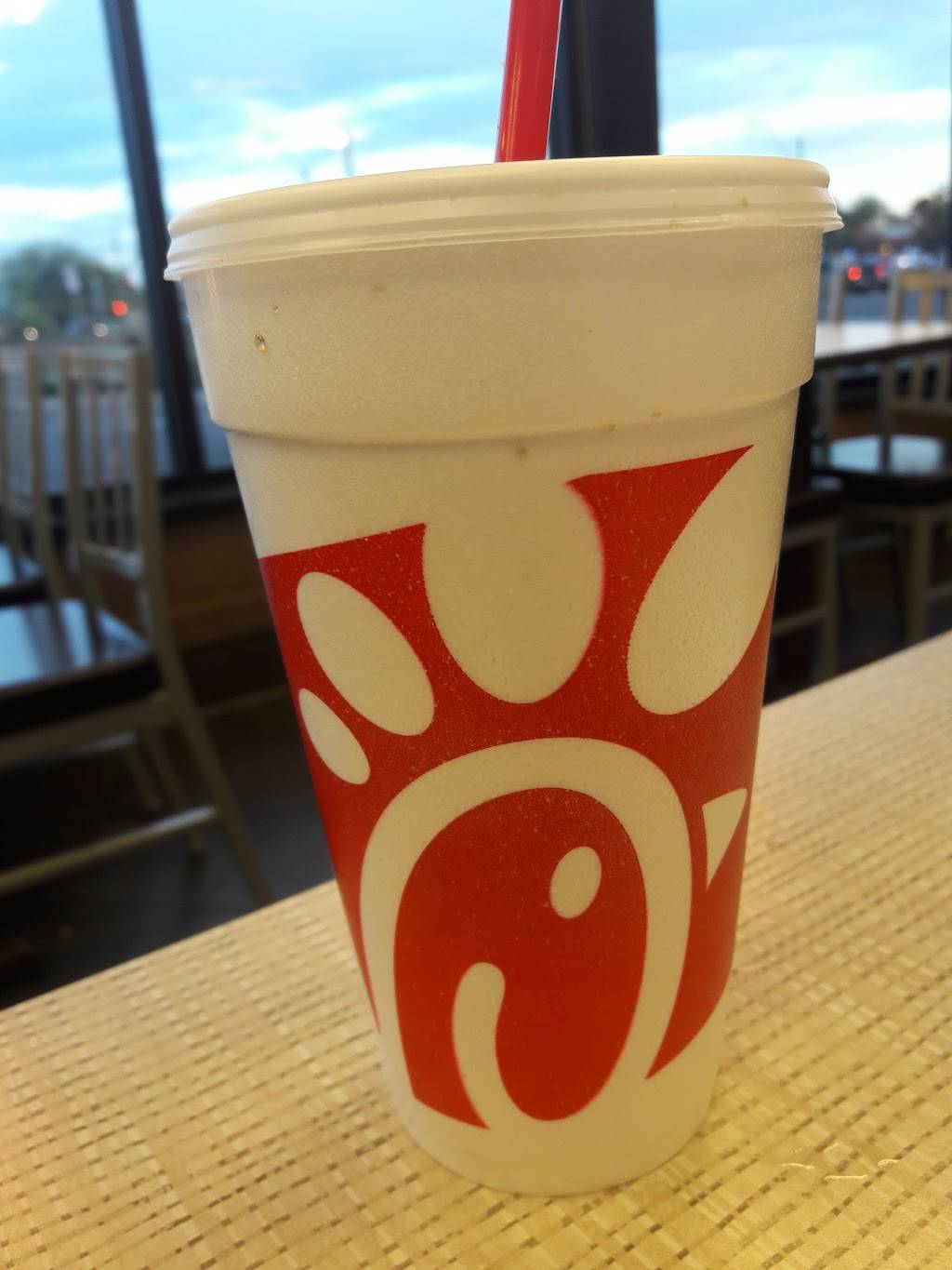 Chick-fil-A | restaurant | 5908 W Thunderbird Rd, Glendale, AZ 85306, USA | 6022834848 OR +1 602-283-4848