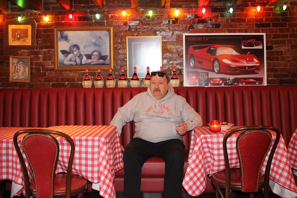 Tony & Elaines | restaurant | 111 N Washington St, Boston, MA 02114, USA | 6175800321 OR +1 617-580-0321