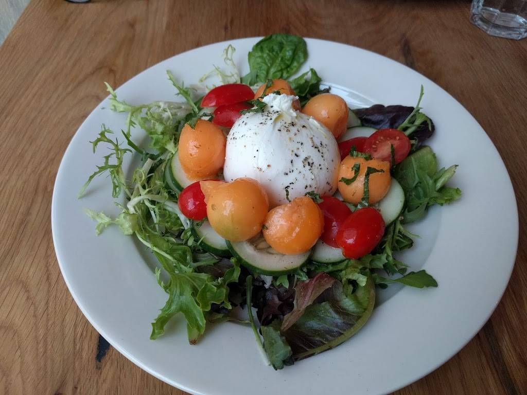 Luzzos Neapolitan Pizza & Wine Bar | restaurant | 42-60 Crescent St, Long Island City, NY 11101, USA | 7184330555 OR +1 718-433-0555