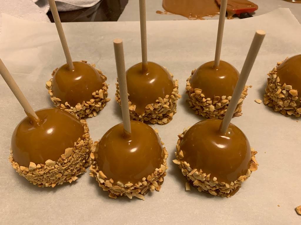 The Concession Stand | restaurant | 601 Eastway Dr, Charlotte, NC 28205, USA | 7043053151 OR +1 704-305-3151