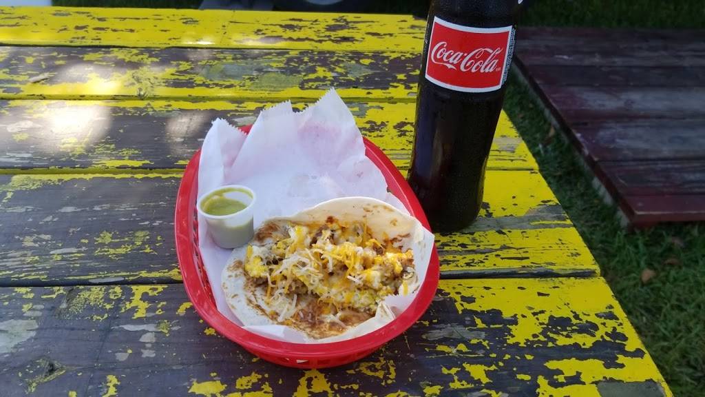 Taquerias Patos | restaurant | 7107, Yellow Jacket Ln, Austin, TX 78741, USA | 5128281100 OR +1 512-828-1100