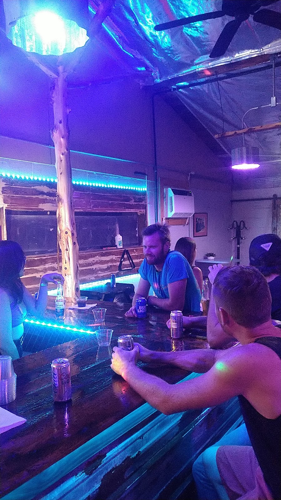 Kick Back Bar & Grill | restaurant | 103 US-62, Boley, OK 74829, USA | 7868169627 OR +1 786-816-9627