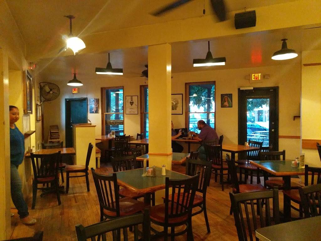 La Tuna | restaurant | 100 Probandt, San Antonio, TX 78204, USA | 2102125727 OR +1 210-212-5727