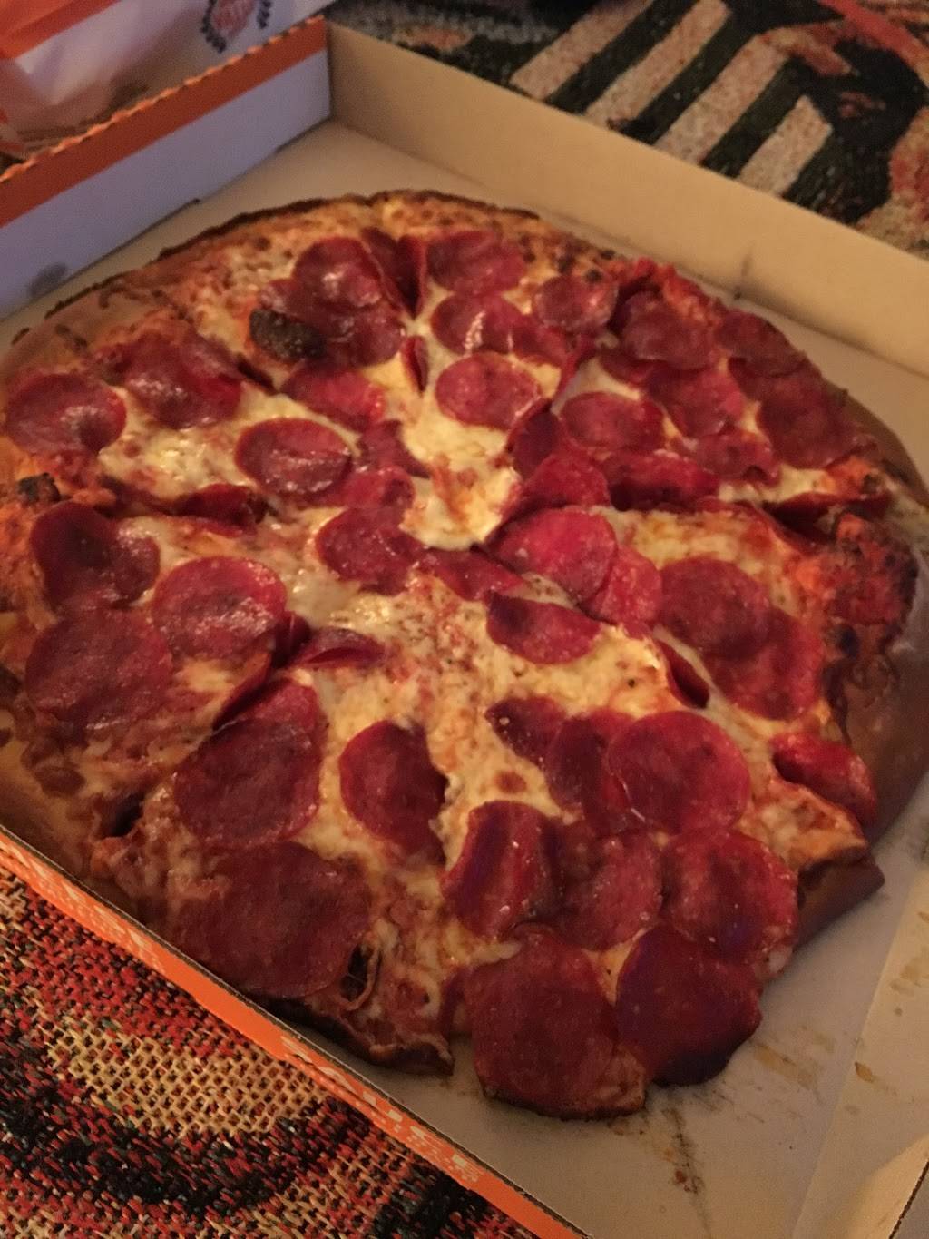 Little Caesars Pizza | meal takeaway | 2921 Crooks Rd, Rochester Hills, MI 48309, USA | 2482370777 OR +1 248-237-0777