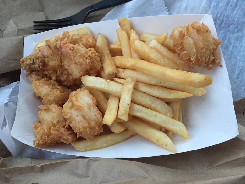 Mickeys Oceanic Grill | restaurant | 119 Pitkin St, East Hartford, CT 06108, USA | 8605286644 OR +1 860-528-6644