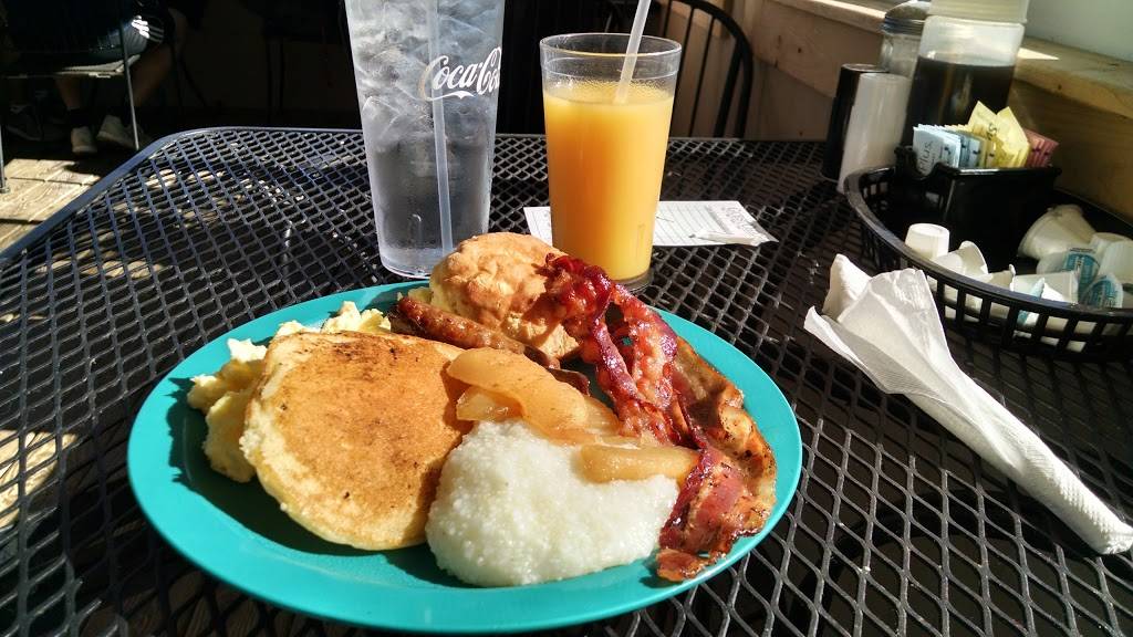 Carols Place | meal takeaway | 15173 Forest Rd, Forest, VA 24551, USA | 4345259181 OR +1 434-525-9181