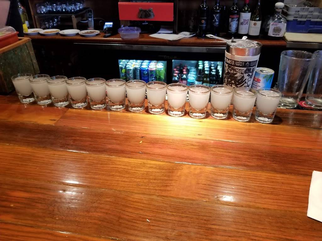 Park Corner Bistro | restaurant | 20 Kennebec Ave # H, Oak Bluffs, MA 02557, USA | 5086969922 OR +1 508-696-9922