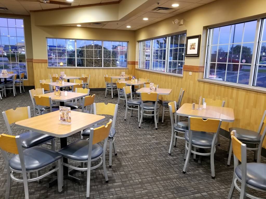 Culvers | restaurant | 290 Schmale Road, Carol Stream, IL 60188, USA | 6309339747 OR +1 630-933-9747