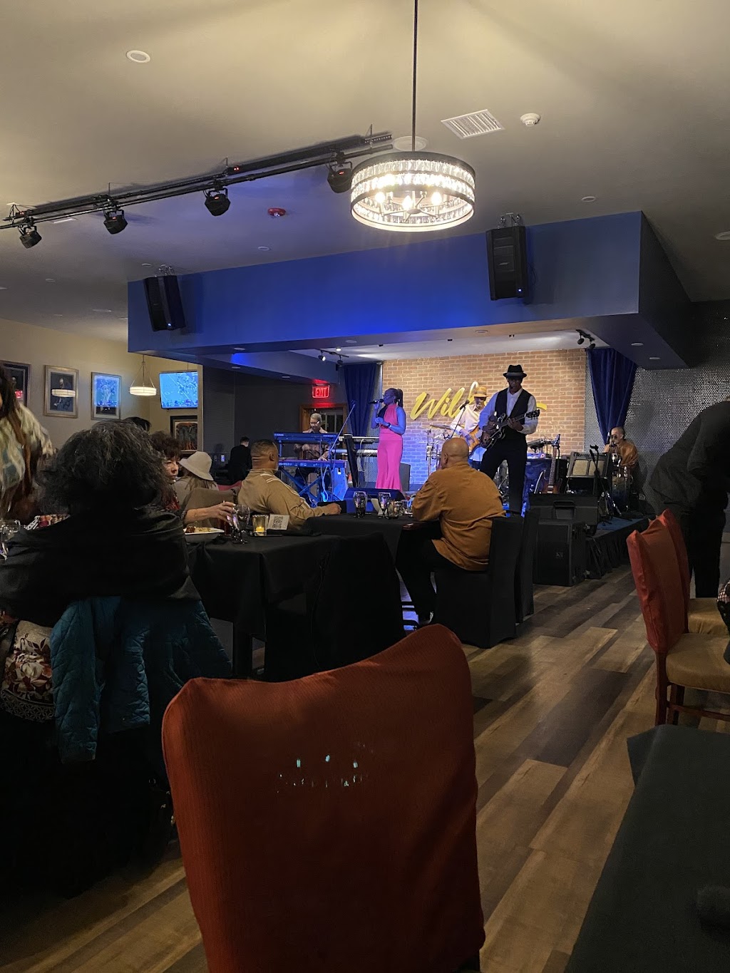 Wilsons Restaurant & Live Music | restaurant | 709 Warwick Rd, Hi-Nella, NJ 08083, USA | 8562585829 OR +1 856-258-5829