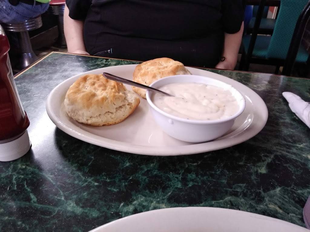 Bus Station Cafe | cafe | 411 E Broadway, Seminole, OK 74868, USA | 4053829997 OR +1 405-382-9997