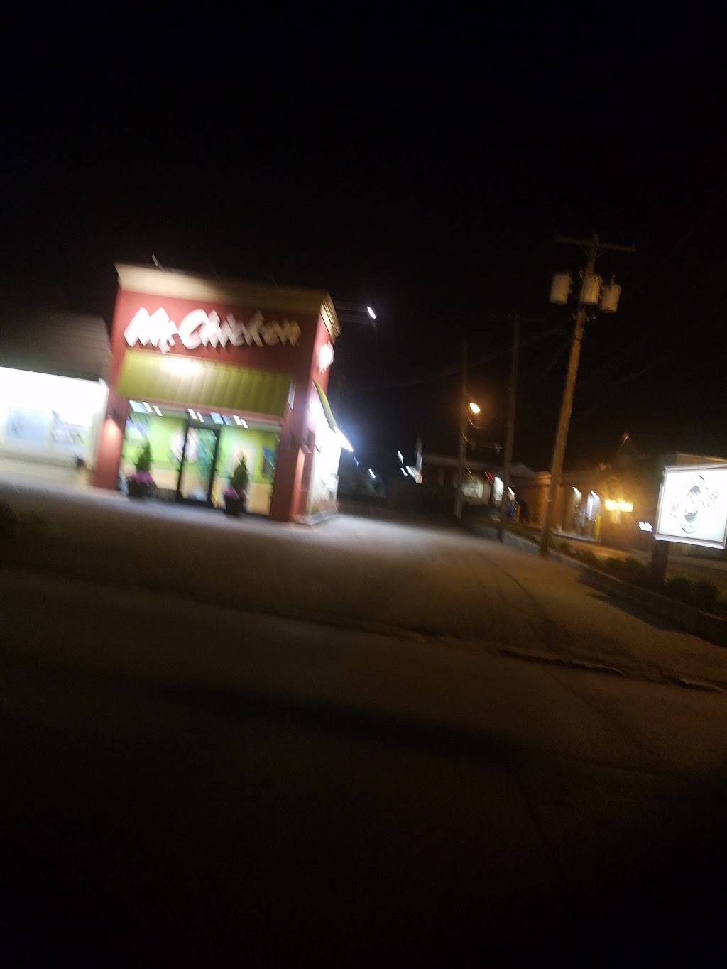 Mr. Chicken | restaurant | 9010 Darrow Rd, Twinsburg, OH 44087, USA | 3304254455 OR +1 330-425-4455