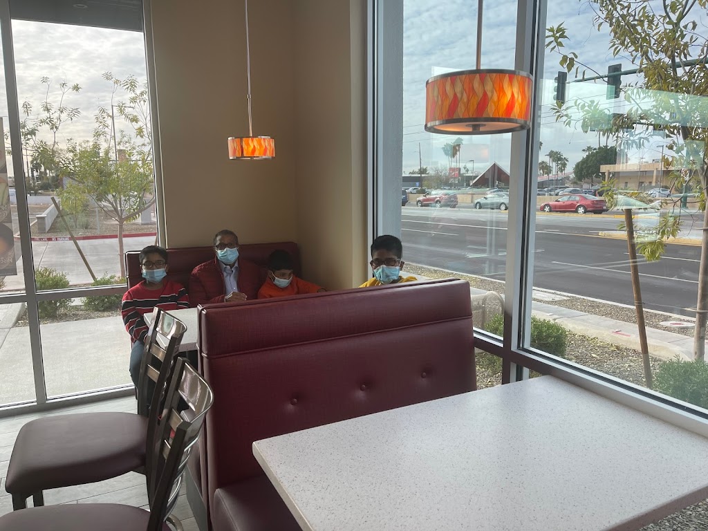 Yogis Grill - Teriyaki & Roll | restaurant | 6075 N 19th Ave #101, Phoenix, AZ 85015, USA | 6029008555 OR +1 602-900-8555