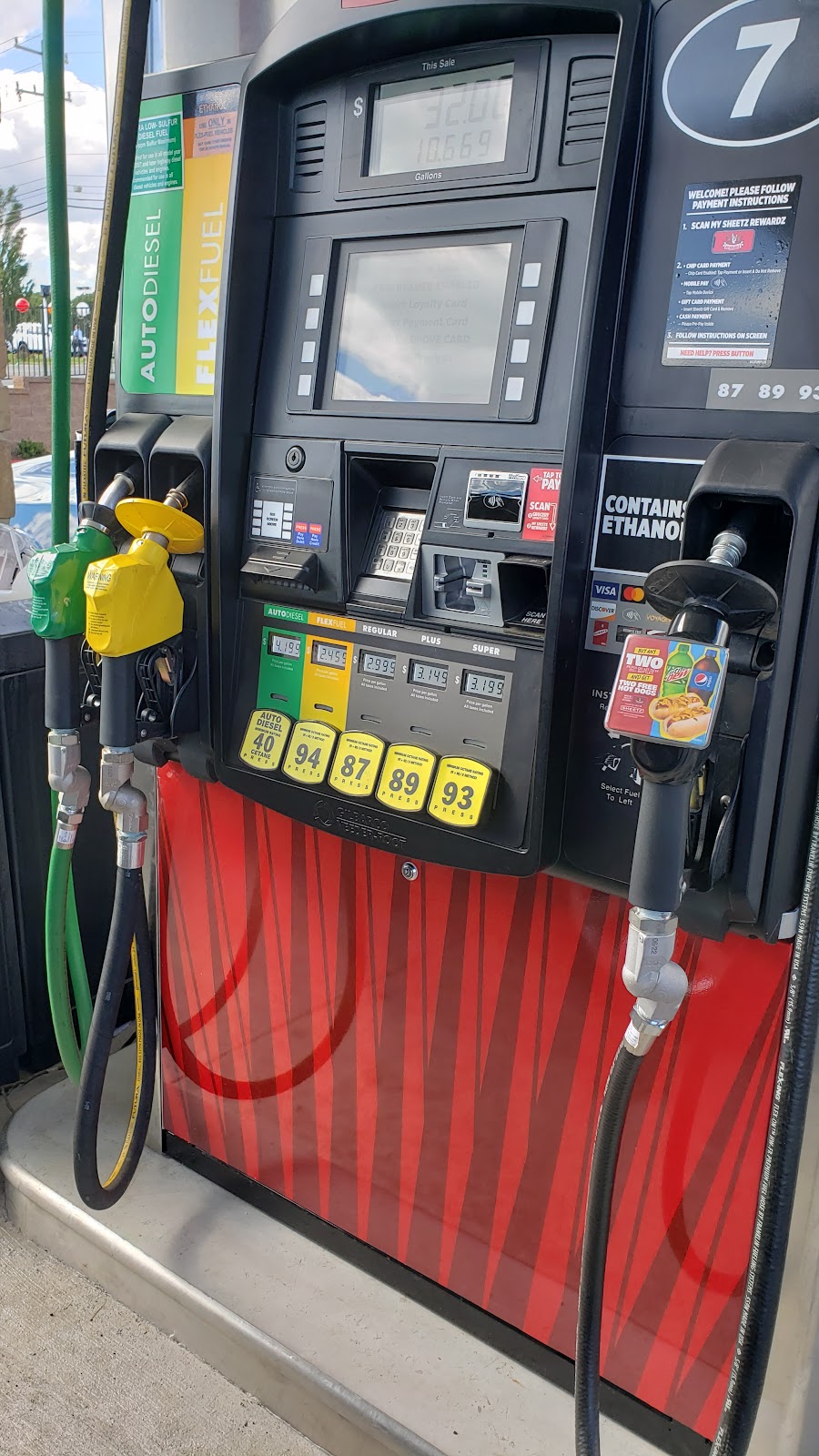 Sheetz | cafe | 1870 Rosser Ave, Waynesboro, VA 22980, USA | 5402214558 OR +1 540-221-4558