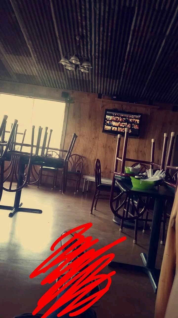 Mookies Mesquite Patch BBQ | restaurant | 102 N 1st St, Coolidge, TX 76635, USA | 2547862003 OR +1 254-786-2003