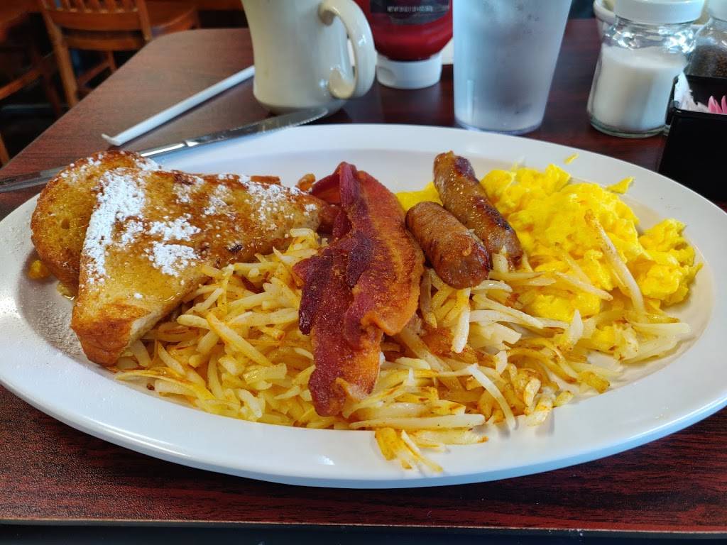 Moms Country Kitchen | restaurant | 14428 Aldine Westfield Rd, Houston, TX 77039, USA | 8322304420 OR +1 832-230-4420