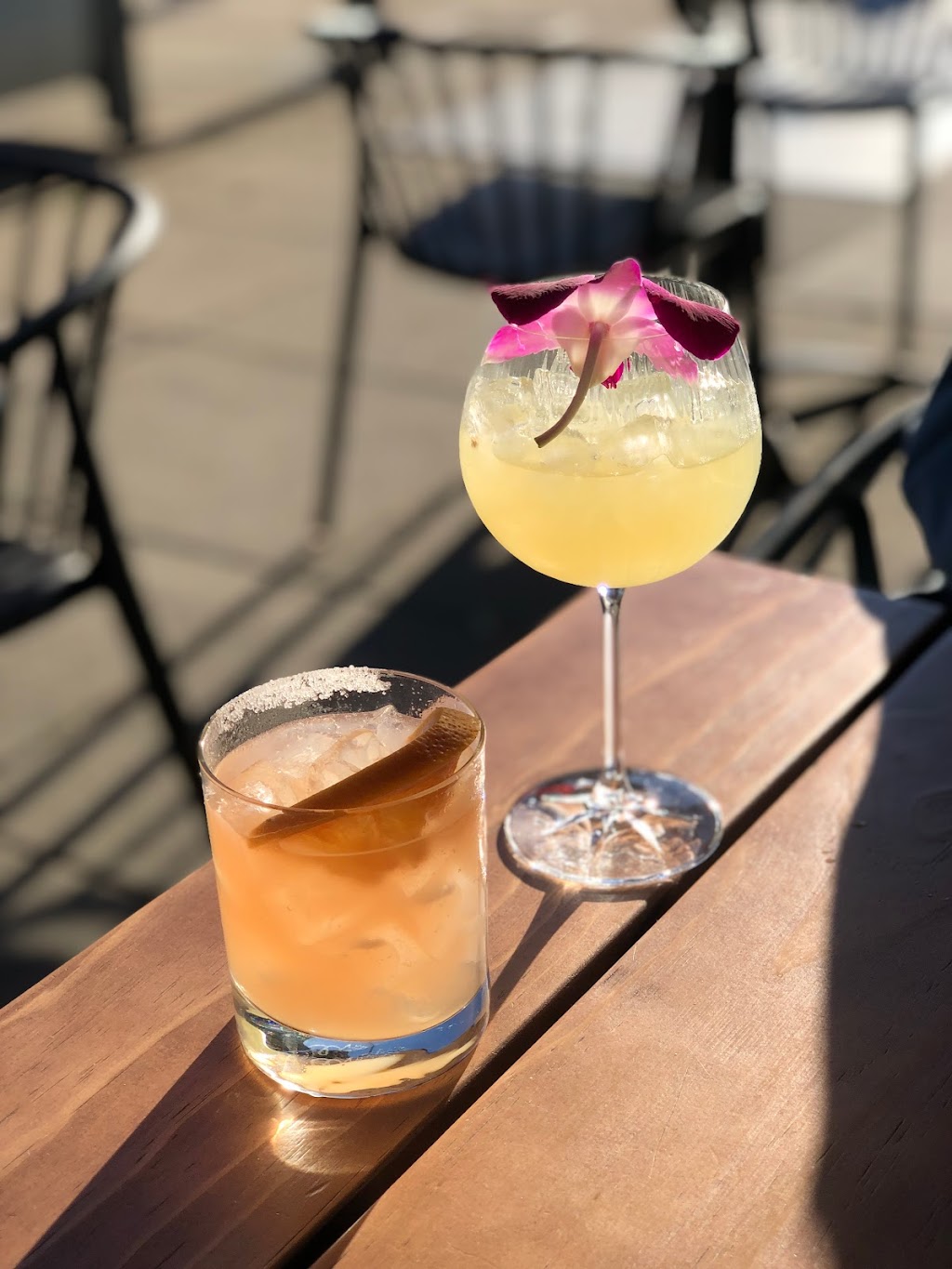 Mr. Digbys Bar & Restaurant | restaurant | 1199 Church St, San Francisco, CA 94114, USA | 4158964973 OR +1 415-896-4973