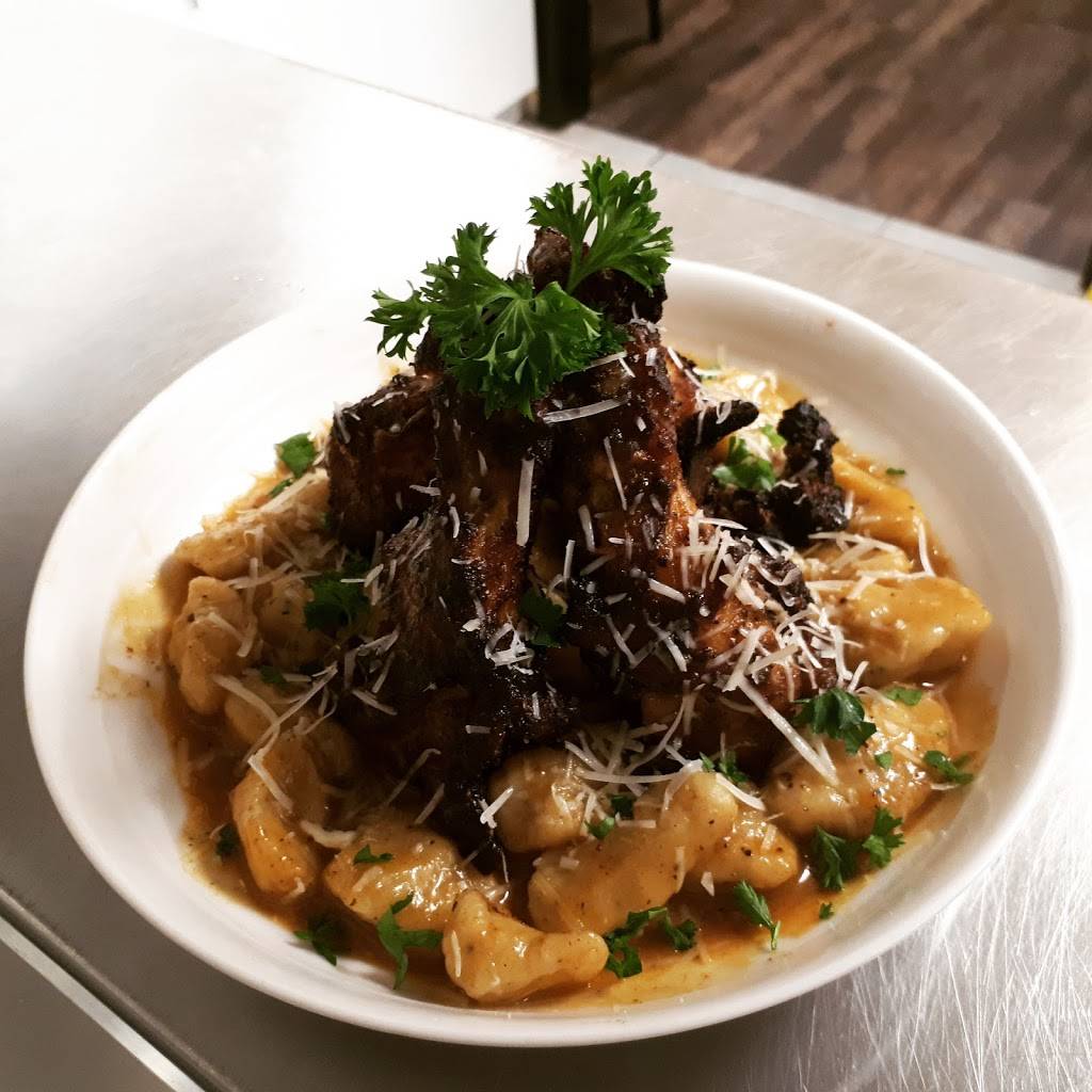 The Toad Stool Pub and Restaurant | restaurant | 701 Grandview St N, Oshawa, ON L1K 0V4, Canada | 9057211111 OR +1 905-721-1111