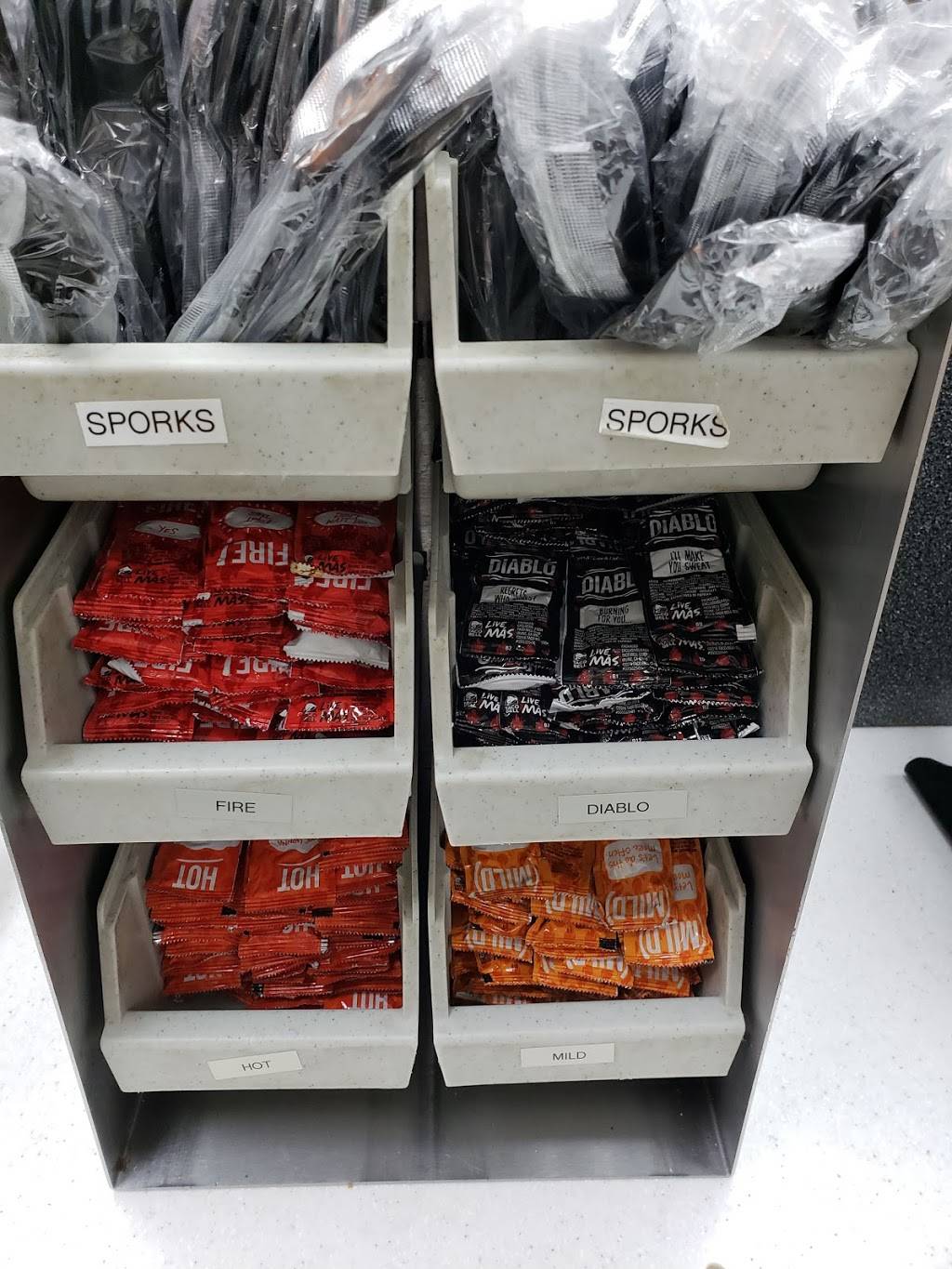 KFC | restaurant | 6635 FM78, San Antonio, TX 78244, USA | 2102512973 OR +1 210-251-2973