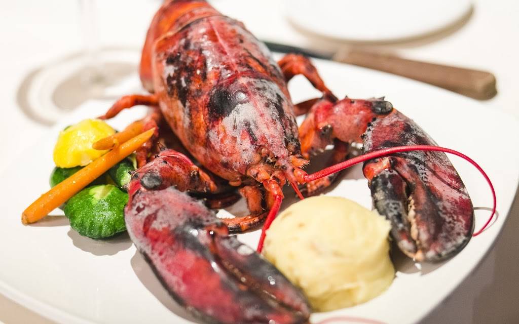 The Reef Restaurant | restaurant | 880 S Harbor Scenic Dr, Long Beach, CA 90802, USA | 5624358013 OR +1 562-435-8013