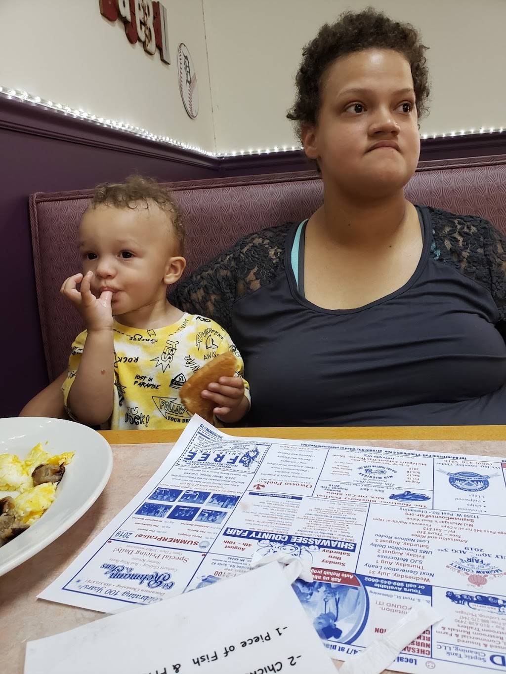 Ds Riverside Diner | restaurant | 328 N Shiawassee St, Corunna, MI 48817, USA | 9897431380 OR +1 989-743-1380