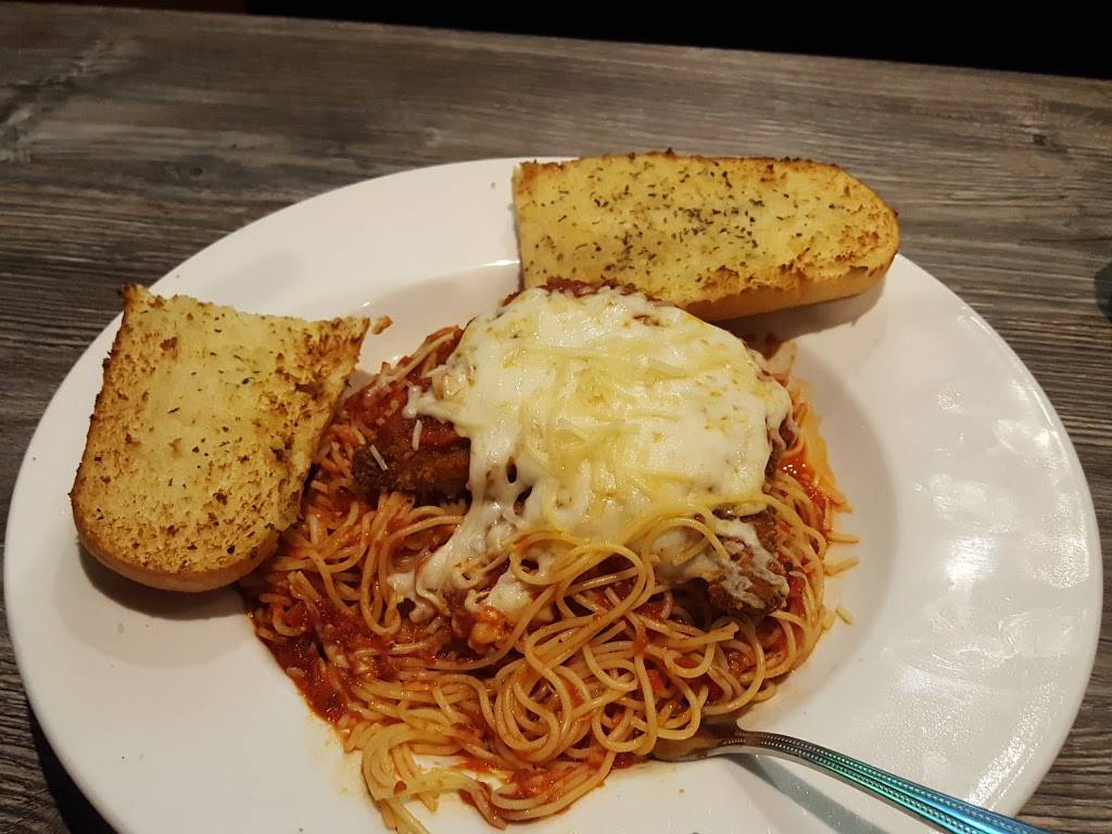 That Guys Pizza | restaurant | 16948 E Shea Blvd, Fountain Hills, AZ 85268, USA | 4808161356 OR +1 480-816-1356